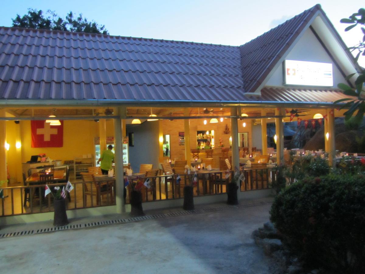 Flower Paradise Bungalows & Swiss Restaurant Roestiland 라마이비치 외부 사진